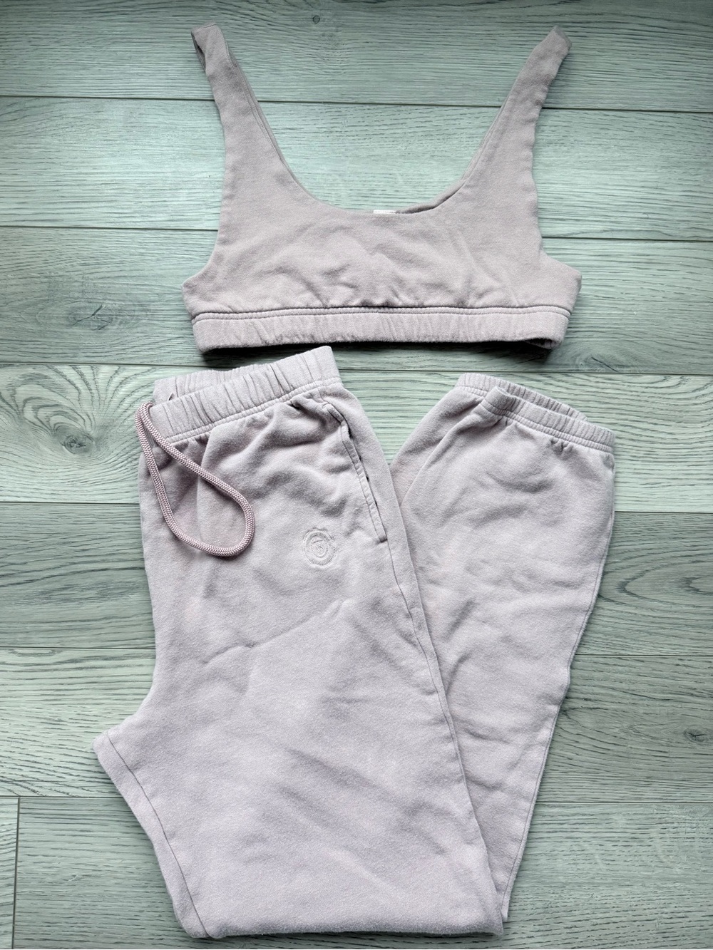 Victoria's Secret Lilac Bralette & Jogger Lounge Set size medium